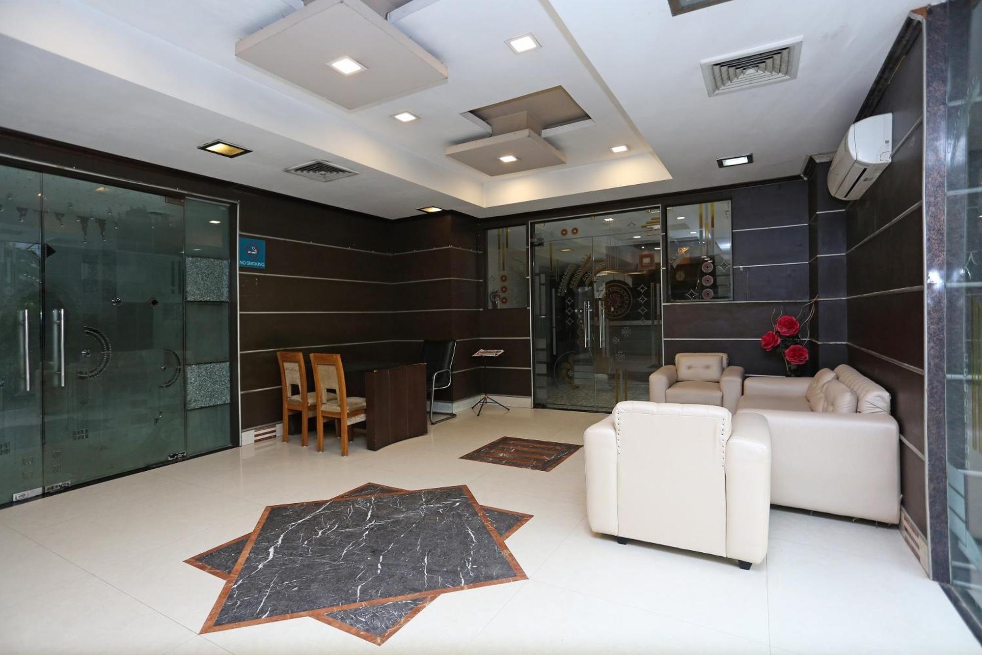 Hotel O Mukut Regency Ghaziabad Eksteriør billede