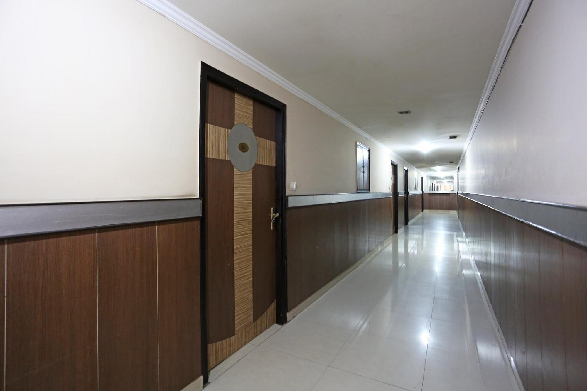 Hotel O Mukut Regency Ghaziabad Eksteriør billede